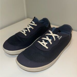 OluKai Men's Navy and White Loafers Sz 11.5